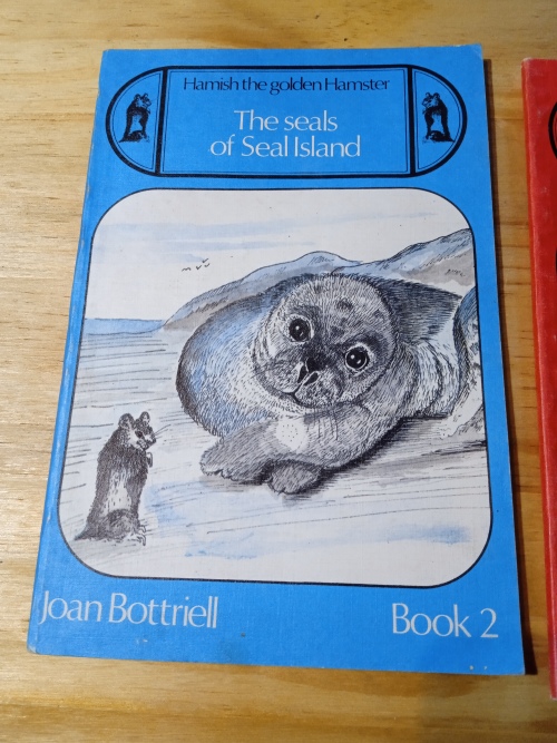 3_x_Hamish_the_golden_hamster_books_-_Joan_Bottriel_2 3 x Hamish the golden hamster books - Joan Bottriel