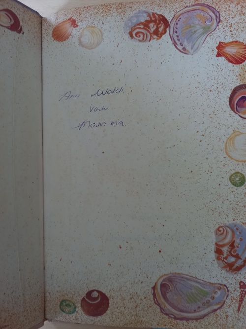 Hoor, hoor wat s die skulp se oor Deur Nanda Pauw ( Daan Retief Uitgewers 1988)