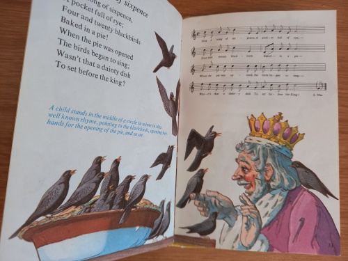 Learning_with_Traditional_Rhymes_-_Action_Rhymes_Ladybird_(1976)_7 Learning with Traditional Rhymes - Action Rhymes Ladybird (1976)