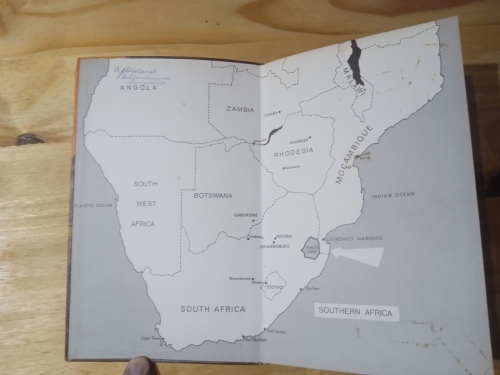 The_guide_to_Swaziland_-_Bruce_Andrews_(1970)_2 The guide to Swaziland - Bruce Andrews (1970)